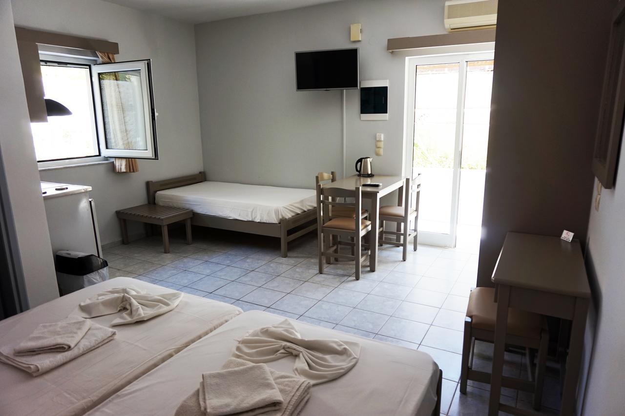 Niriis Hotel Kato Daratso Ngoại thất bức ảnh